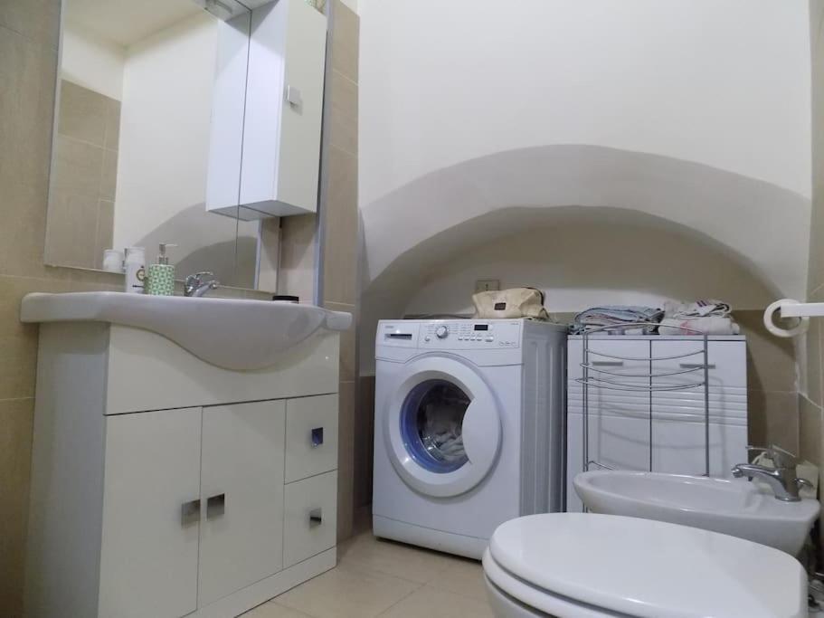 Appartamento Nel Cuore Di Napoli Bagian luar foto